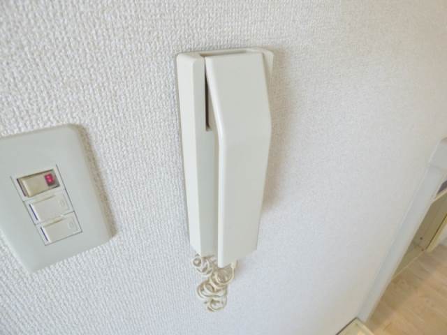 拡大写真:神戸市垂水区本多聞2丁目 4階402のインターホン