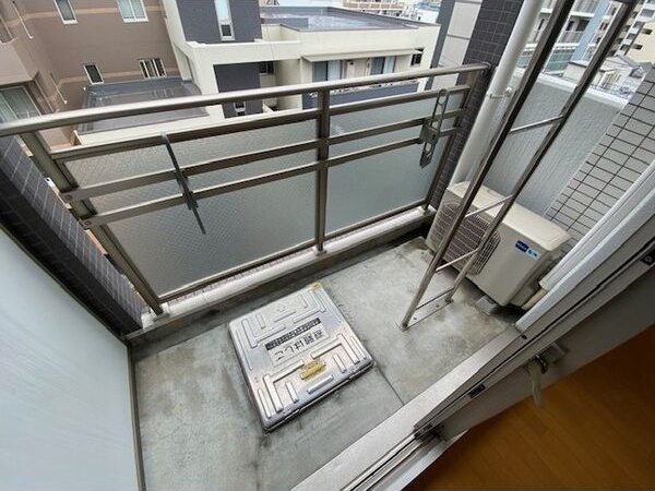 拡大写真:神戸市中央区日暮通4丁目 6階601の玄関