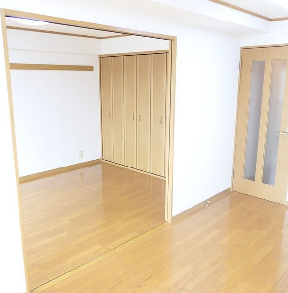 拡大写真:神戸市灘区大内通3丁目 4階403の内観