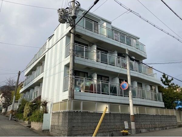 拡大写真:神戸市灘区楠丘町6丁目 4階402の建物外観