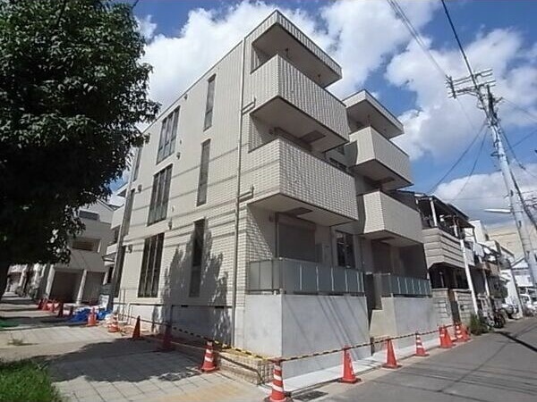 拡大写真:神戸市灘区千旦通2丁目 3階301の建物外観