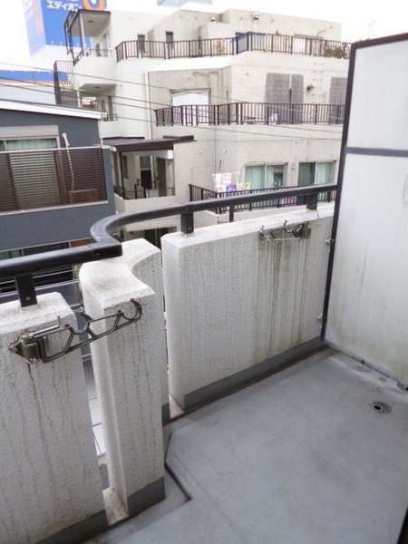 拡大写真:神戸市東灘区御影本町6丁目 4階404のバルコニー