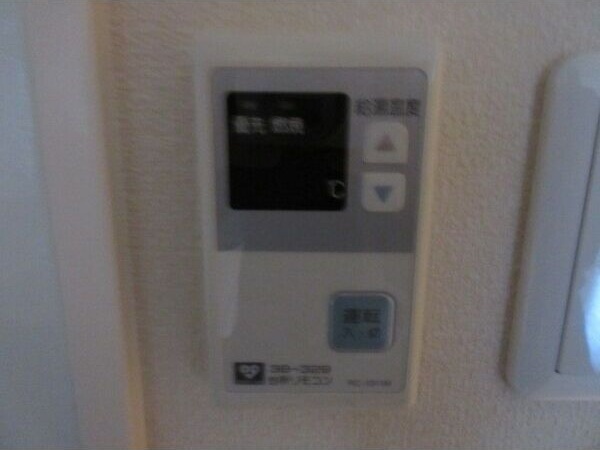 拡大写真:神戸市東灘区北青木3丁目 2階203の内観