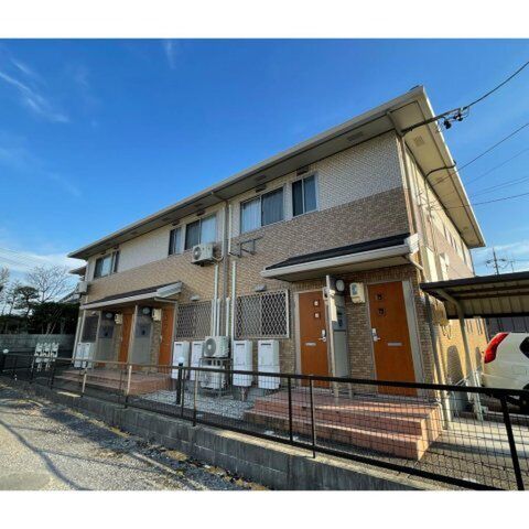 写真:プレシャス西伏屋の外観