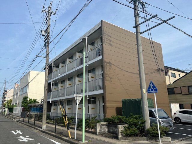 写真:レオパレス藤久ハイツの外観