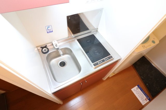 拡大写真:レオパレス藤久ハイツ 3階305のキッチン