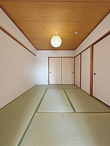 拡大写真:アメニティ メイセイ 4階404の寝室