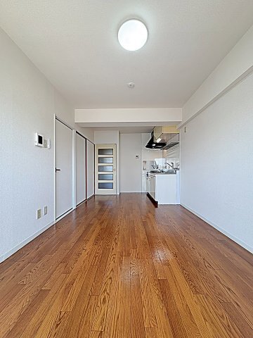 拡大写真:アメニティ メイセイ 4階404の居間