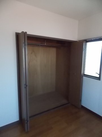 拡大写真:エクセル田幡 4階401の収納