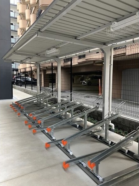 拡大写真:メイクスアート名駅南Ⅳ 6階1107の駐輪場