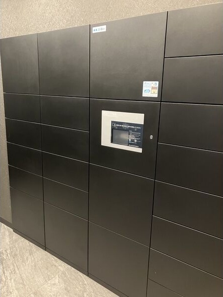 拡大写真:メイクスアート名駅南Ⅳ 6階1007の宅配ボックス