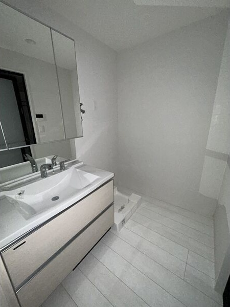 拡大写真:さくらHills ROKUBAN Platinum Residence 9階902の洗面所