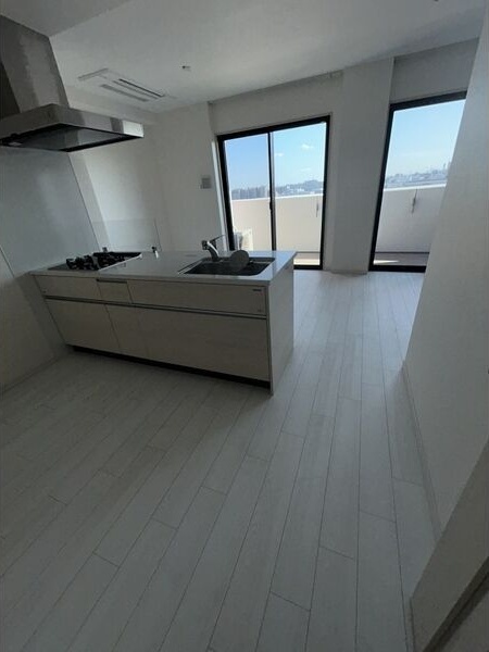 拡大写真:さくらHills ROKUBAN Platinum Residence 9階902の居間