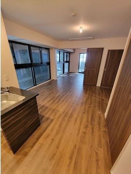 拡大写真：さくらHills　ROKUBAN　Platinum　Residence 9階903の居間
