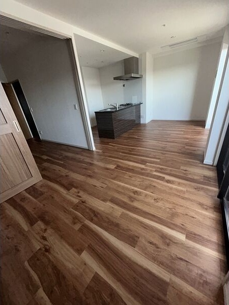 拡大写真:さくらHills ROKUBAN Platinum Residence 10階1002の居間