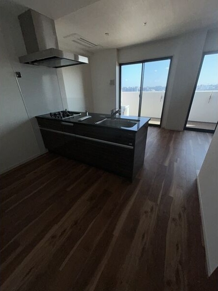 拡大写真:さくらHills ROKUBAN Platinum Residence 10階1002の居間