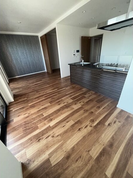 拡大写真:さくらHills ROKUBAN Platinum Residence 10階1002の居間