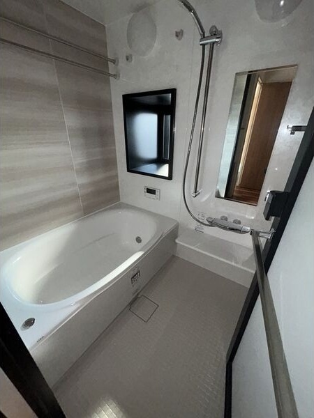 拡大写真:さくらHills ROKUBAN Platinum Residence 11階1101の風呂