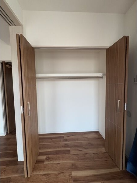 拡大写真:さくらHills ROKUBAN Platinum Residence 12階1204のクローゼット