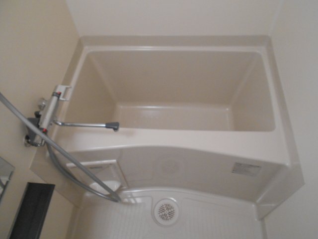 拡大写真:プレサンス久屋大通公園セラフィ 11階306の風呂