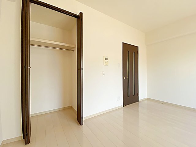 拡大写真:Cherry Suite 2階202の収納