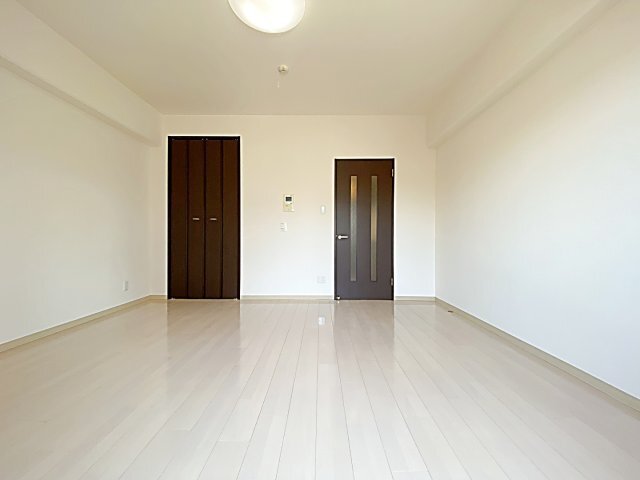 拡大写真:Cherry Suite 2階202の居間