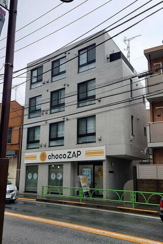 拡大写真：Ｌａ　Ｂｌａｎｃｈｅｕｒ桜新町 4階302の１Ｆのチョコザップが目印です