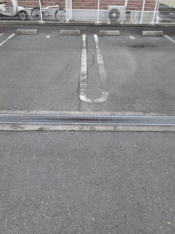 拡大写真:ベル・ソレイユC 2階202の外観