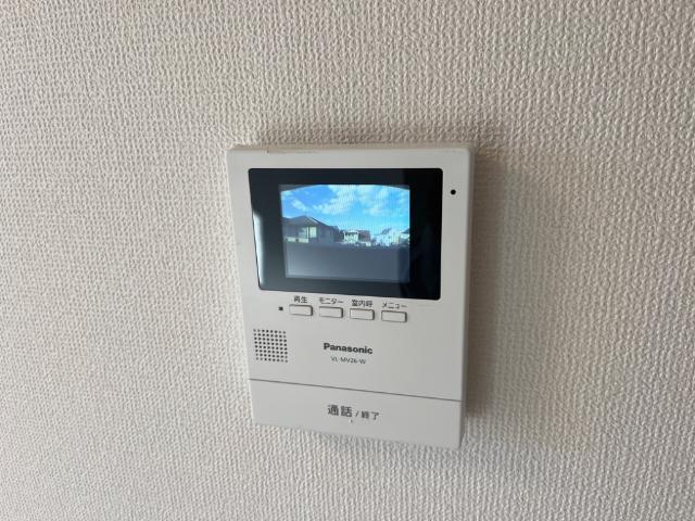 拡大写真:プランドール 2階202のカメラ付インターホン