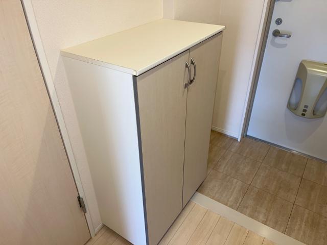 拡大写真:プランドール 2階202の下駄箱