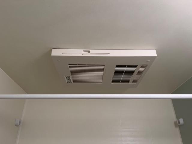 拡大写真:プランドール 2階202の浴室乾燥機