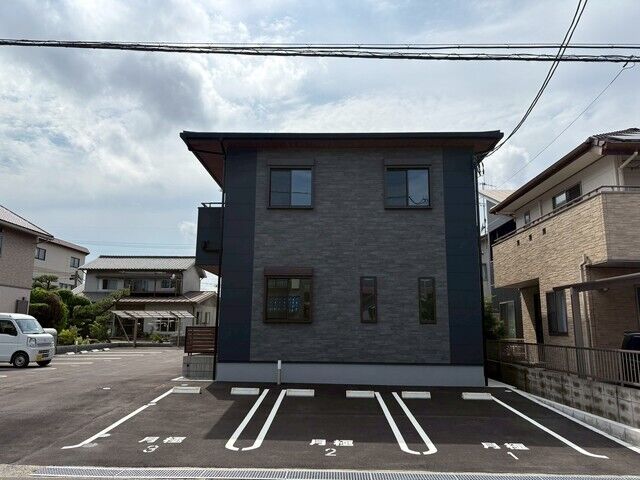 エーリッシュ新涯の外観