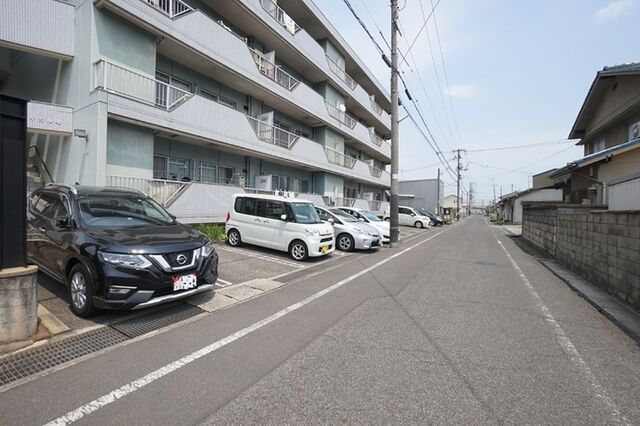 拡大写真:ベルティカル曙 4階402の外観