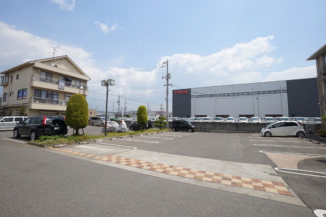 拡大写真:クリスタルガーデンⅤ 3階302の外観