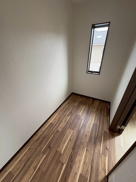 拡大写真:エーリッシュ新涯 2階201の居間