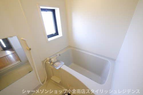 拡大写真:サープラス若久 B棟 2階201の風呂