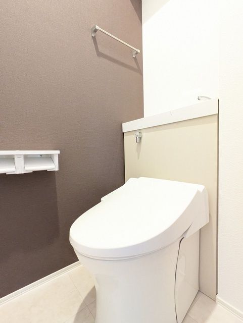 拡大写真：Ｌｉｖｅ　Ｆｌａｔ大橋 2階201のトイレ