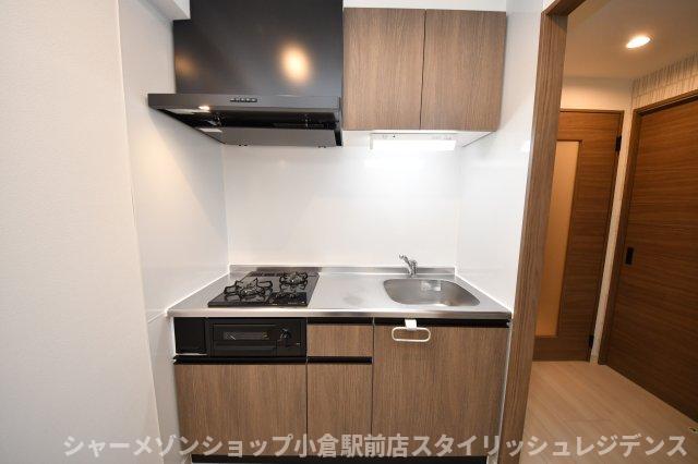 拡大写真:G-Apartment開 1階103のキッチン