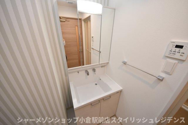 拡大写真:G-Apartment開 1階102の洗面所
