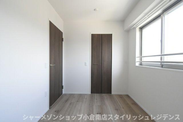 拡大写真:レニター小倉サンライズビュー 8階801の寝室