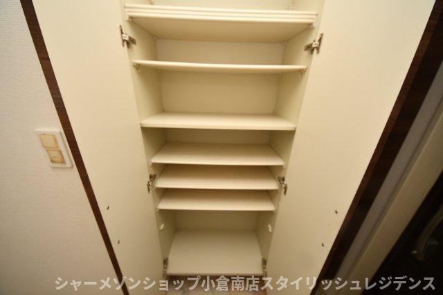 拡大写真:行橋第一レジデンス 4階402の収納
