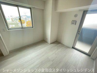 拡大写真:レニター小倉サンライズビュー 3階306の居間