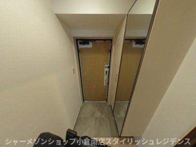 拡大写真:セレーノ行橋 7階707の玄関
