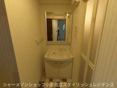 拡大写真:セレーノ行橋 7階707の洗面所