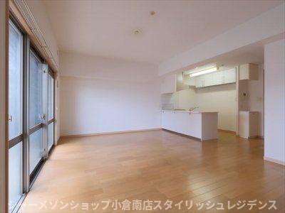 拡大写真:グランヒルズ下曽根 4階401の居間