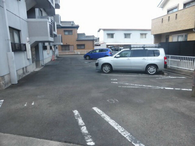 拡大写真:パークサイド今岡A 4階402の外観