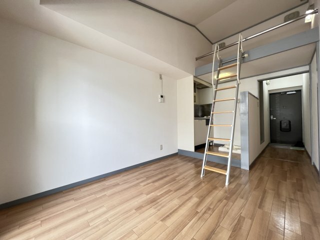 拡大写真:ピュアプレイス 4階303の参考写真309