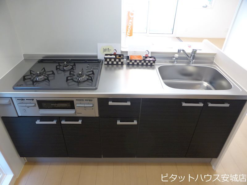拡大写真:エテルニタ富士松駅 1階102の同物件別部屋