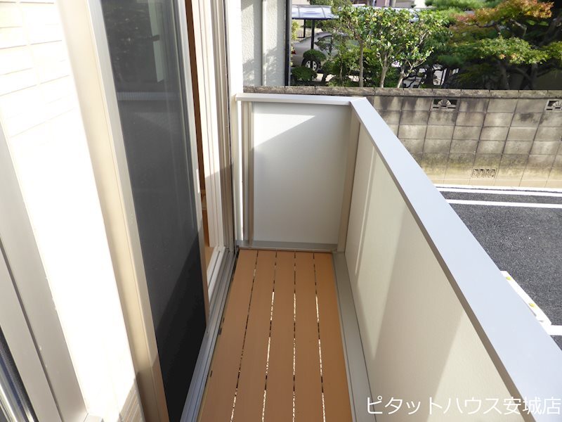 拡大写真:エテルニタ富士松駅 1階102の同物件別部屋