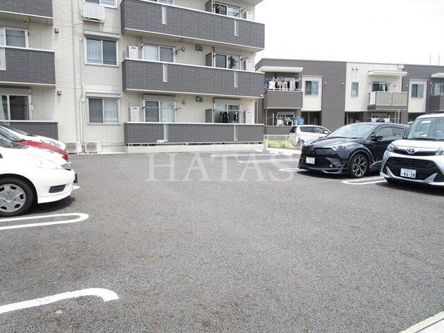 拡大写真:Ai 2階203の駐車場